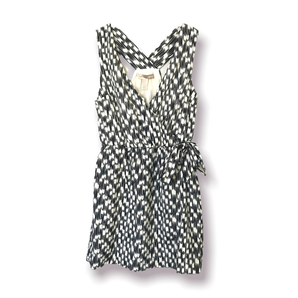 Forever 21 Navy & Ivory Mini Wrap Dress